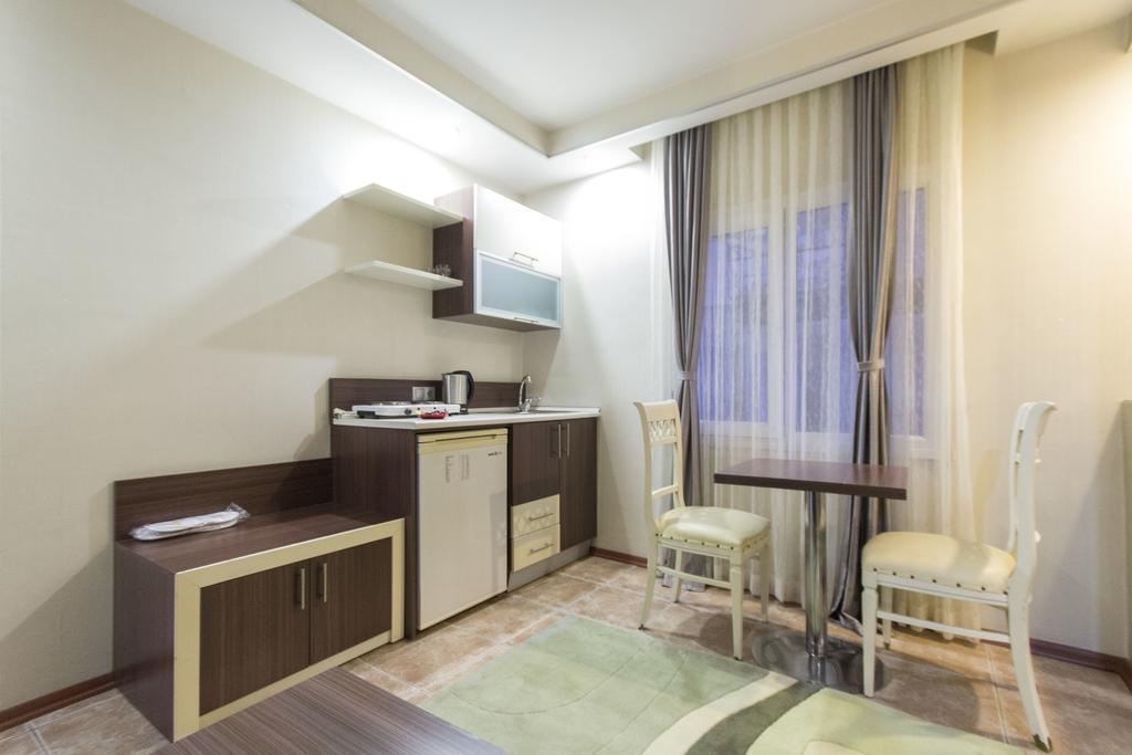 Sari Konak Apart Hotel Adana Habitación foto